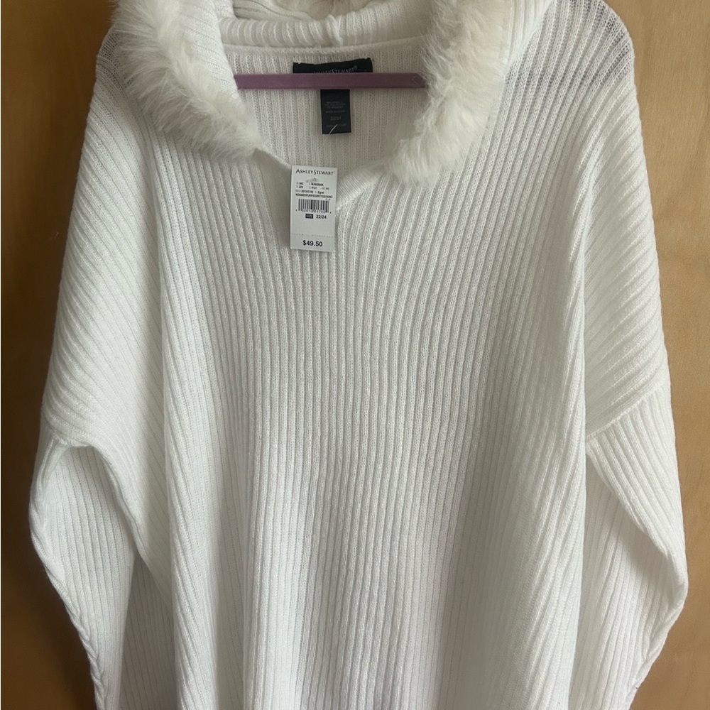 White Sweater with Faux Fur Collar